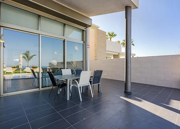 Elisabetta, Luxury With Heated Pool Ocean View In Adeje, Tenerife *