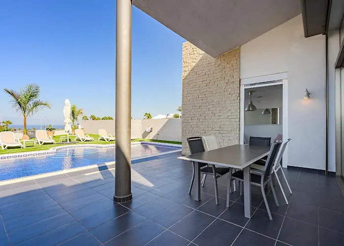 빌라 Elisabetta, Luxury With Heated Pool Ocean View In Adeje, Tenerife *