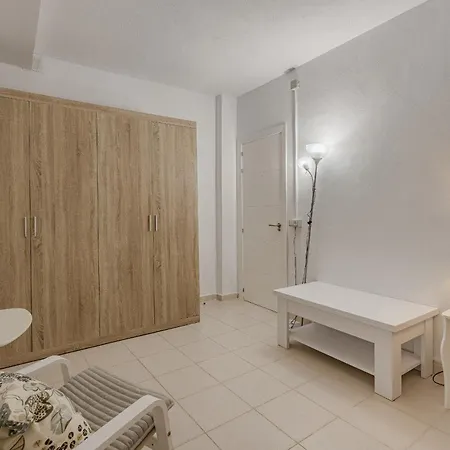 Elisabetta, Luxury With Heated Pool Ocean View In Adeje, Tenerife *