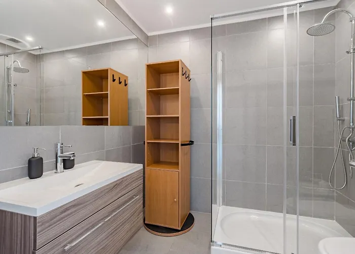 Elisabetta, Luxury With Heated Pool Ocean View In Adeje, Tenerife וילה