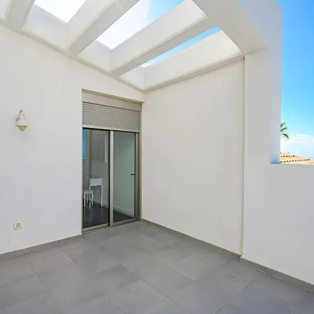 Elisabetta, Luxury With Heated Pool Ocean View In Adeje, Tenerife