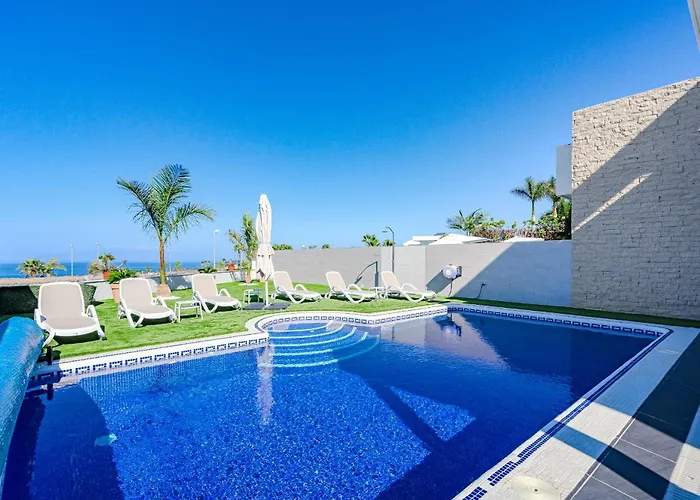 别墅 Elisabetta, Luxury With Heated Pool Ocean View In Adeje, Tenerife *